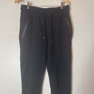 Sweatpants/ trackpants